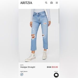 Levi’s Wedgie Straight jeans in colour Light Denim, Size 26